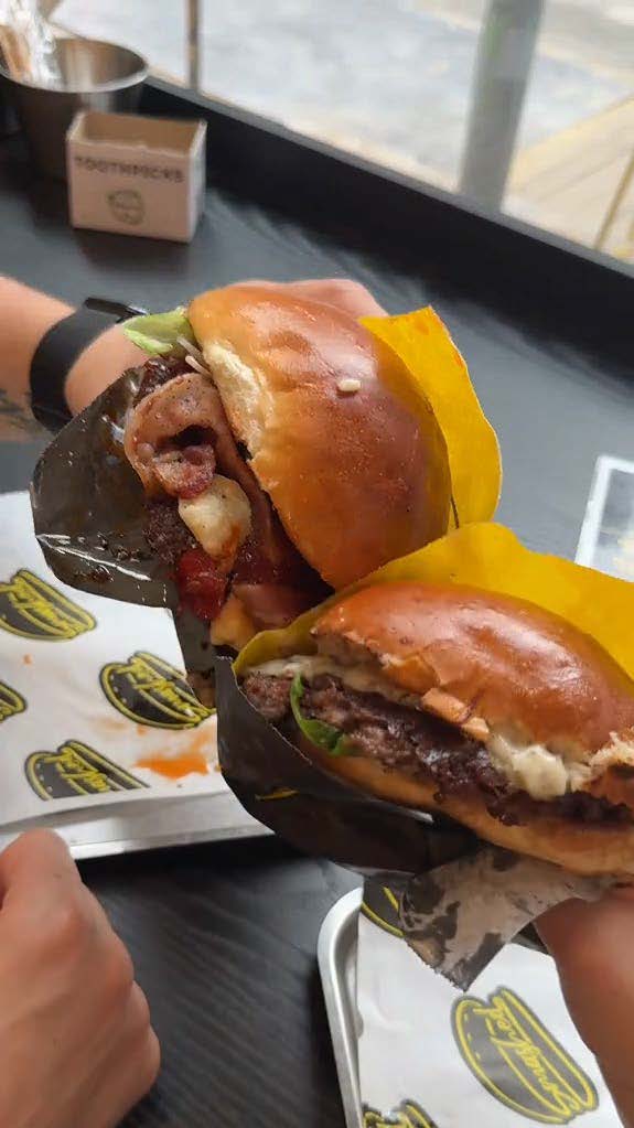 Smashed Burgers 1