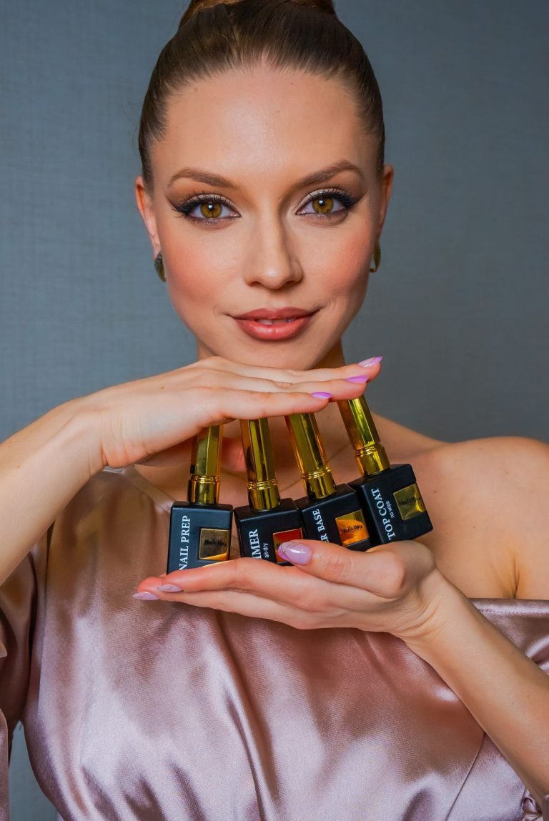 Diana Morelli FameUp2